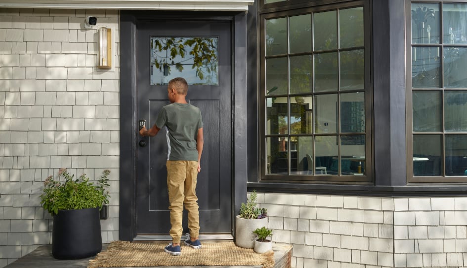 Vivint Smart Lock on home in Arlington